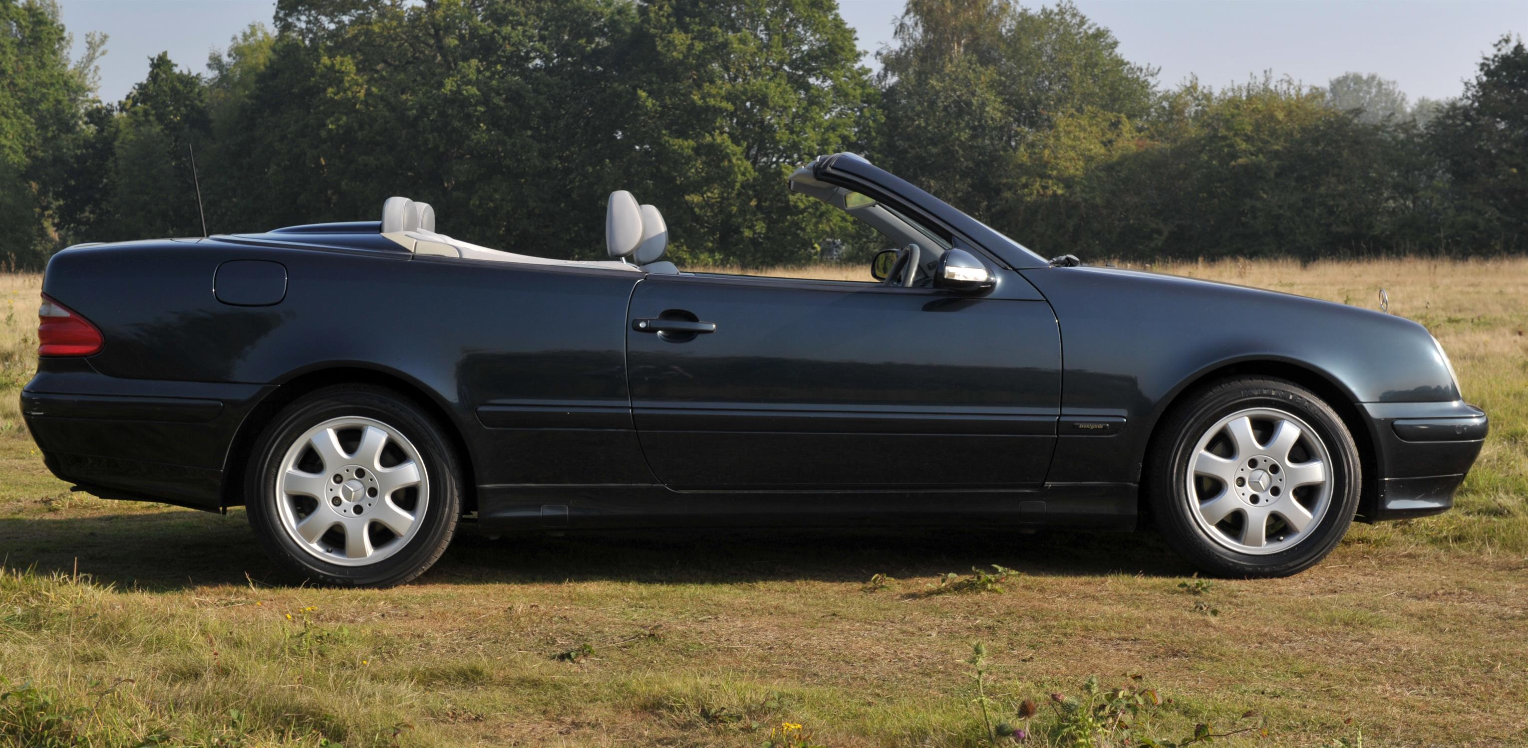 2001 Mercedes CLK 200 Petrol Convertible Automatic. Registration number: Y702 HAP. - Image 18 of 21