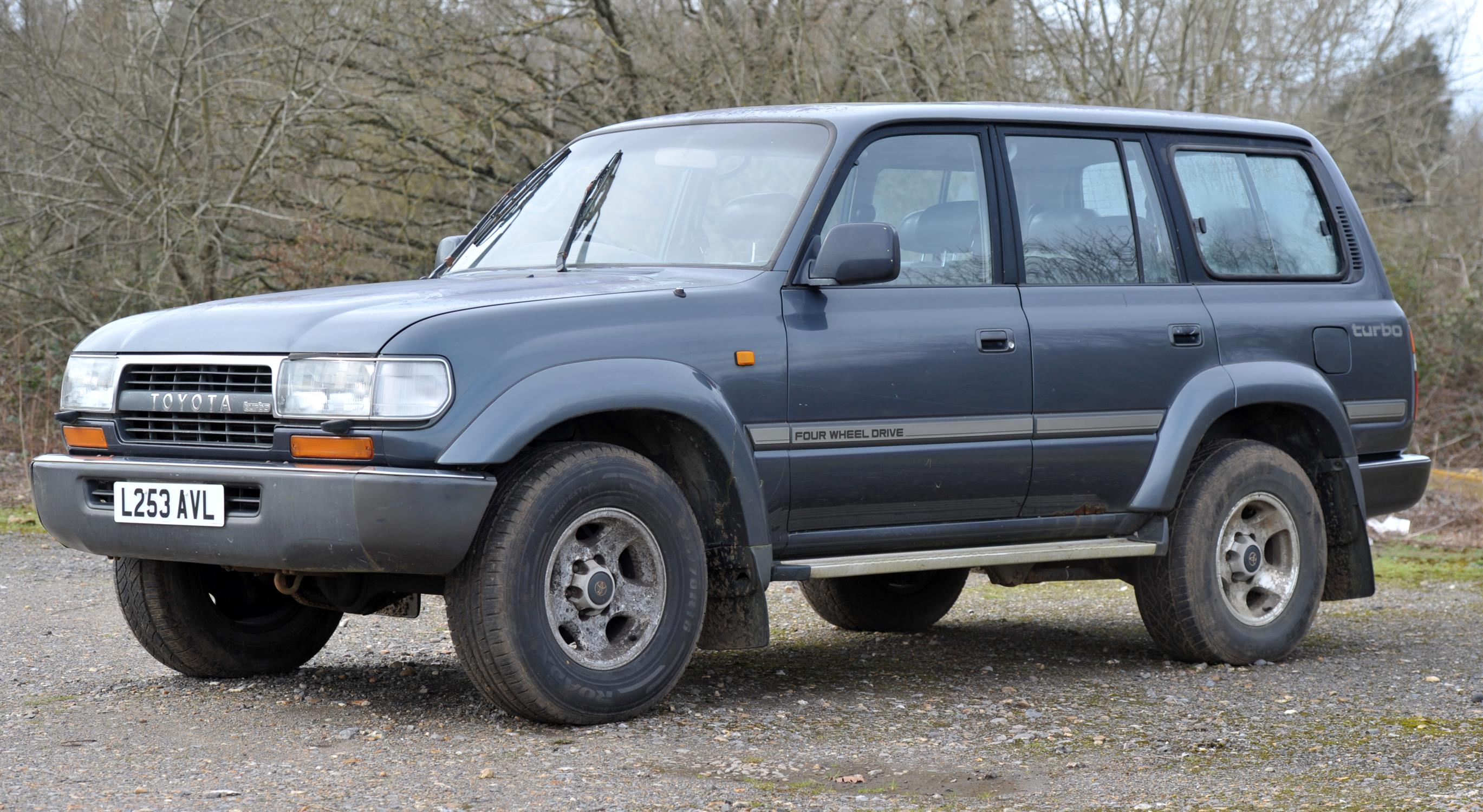 1993 Toyota Land Cruiser VX 80 series 4.2 Diesel Automatic. Registration number: L253 ABL. - Image 4 of 14