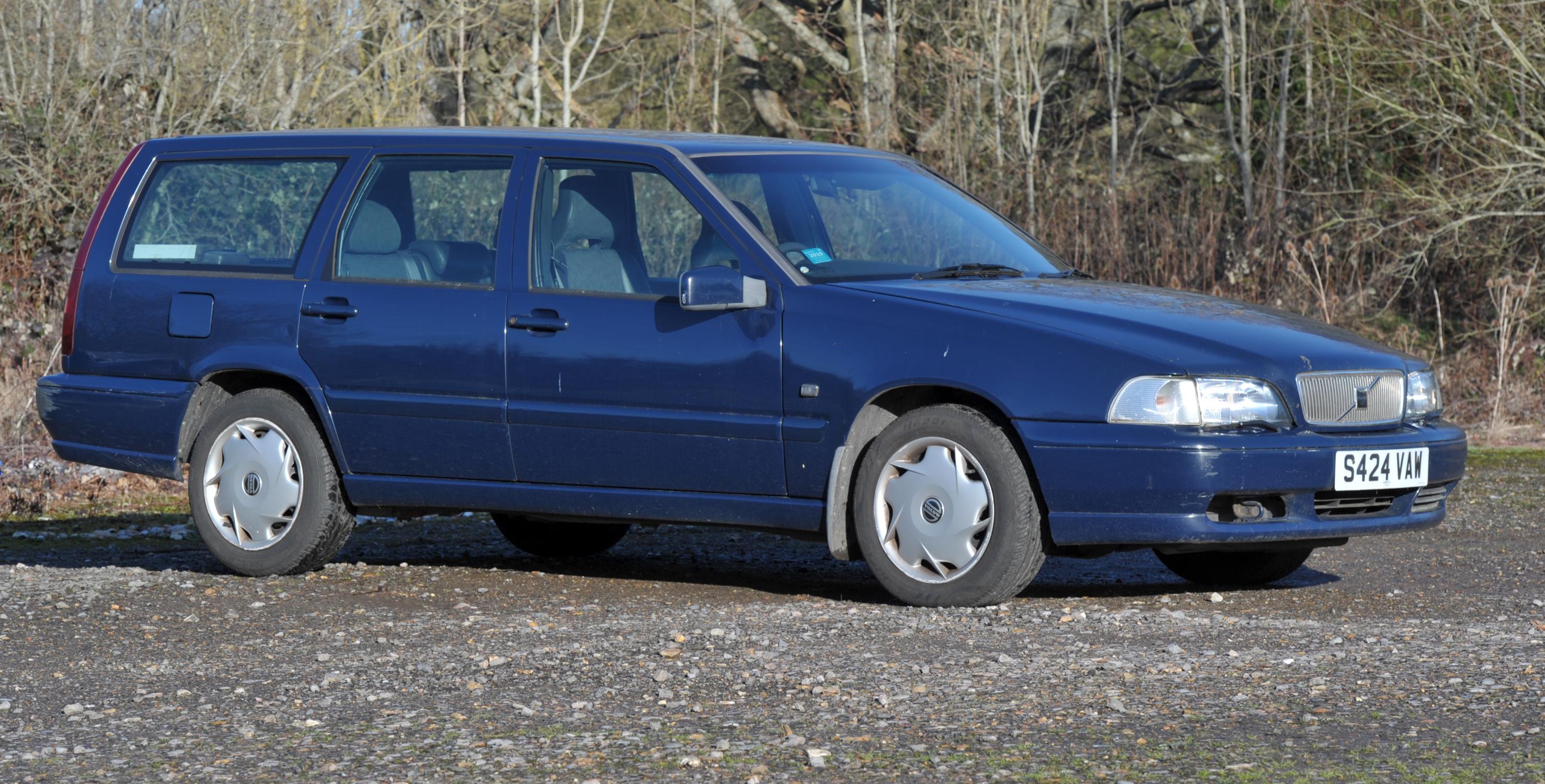 1998 Volvo V70 2.5 Petrol Torslanda Estate Automatic. Registration number: S424 VAW. Mileage: 135,