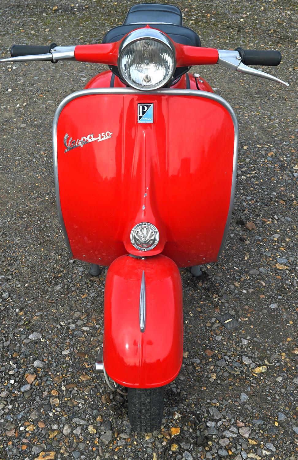 1961 Vespa VBB Standard 150cc 4 Speed. Registration number: 864 XVN. It was imported into the UK - Image 3 of 9