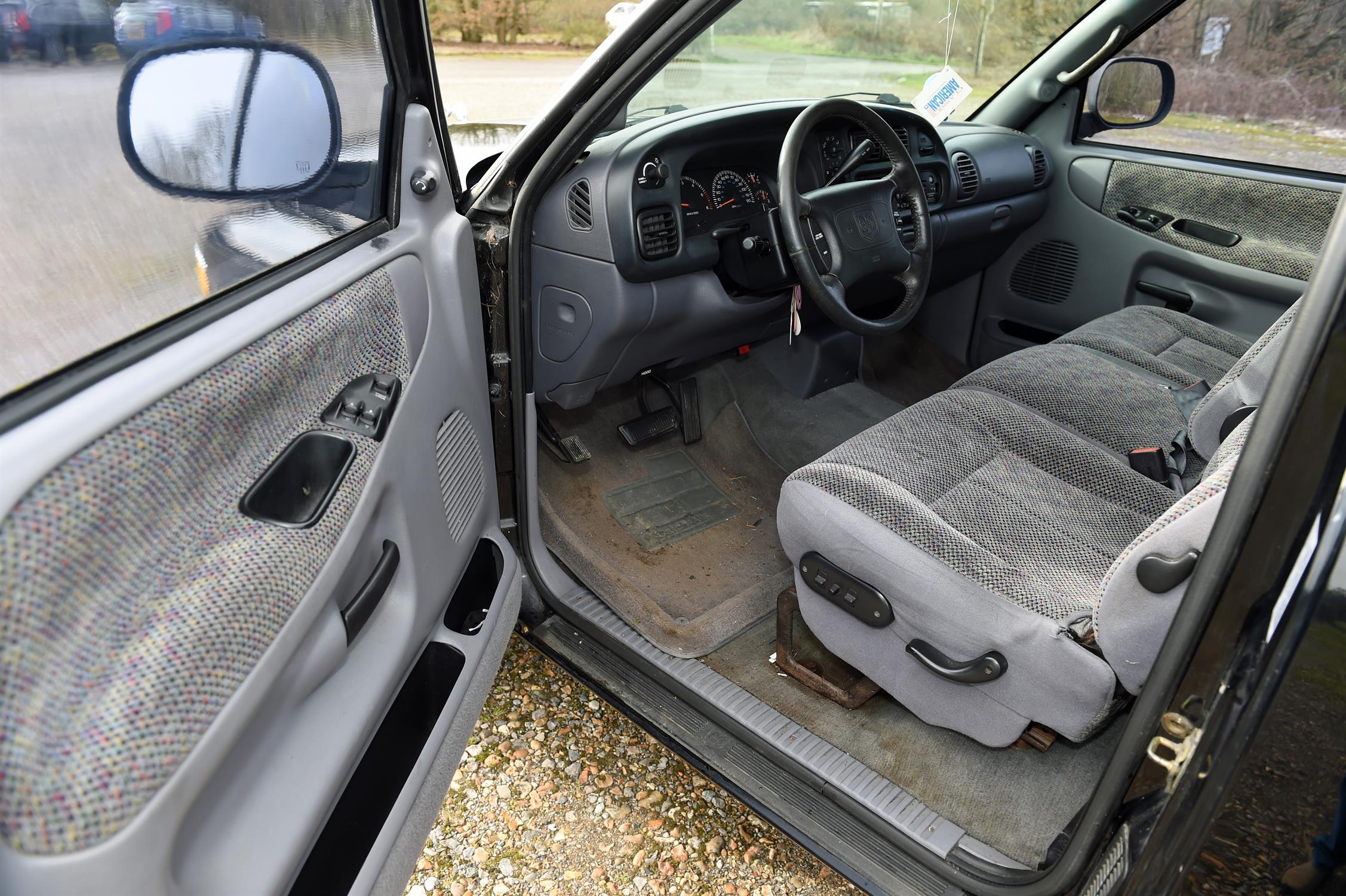 1998 Dodge Ram 1500 SS/T. 5.9 V8 Petrol Automatic.  Registration number: S783 YEV. - Image 7 of 13