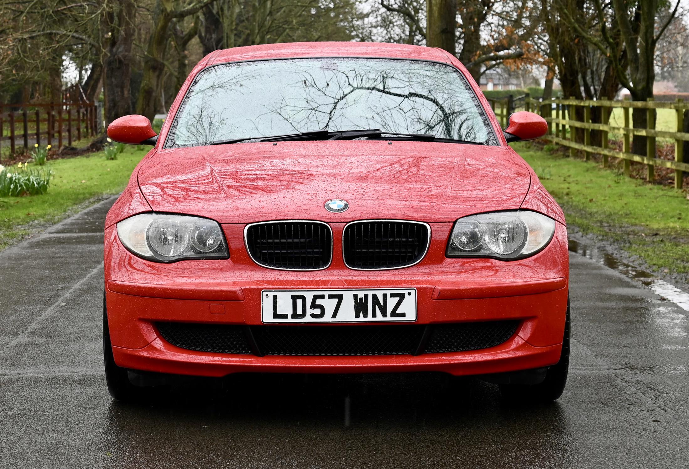 2007 BMW 116i 1597cc Petrol 5 Door Hatchback. Registration number: LD57 WNZ. Mileage: 142,600. - Image 11 of 12