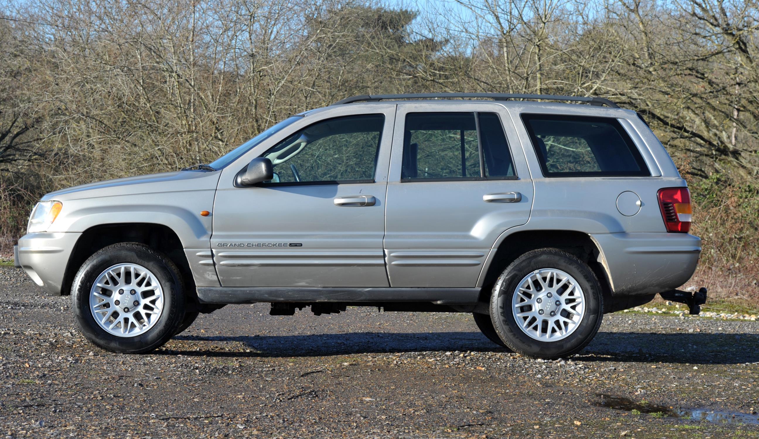 2003 Jeep Grand Cherokee 2.7 Diesel CRD LTD Automatic Registration number: NX03 XOP. 138, - Image 5 of 14