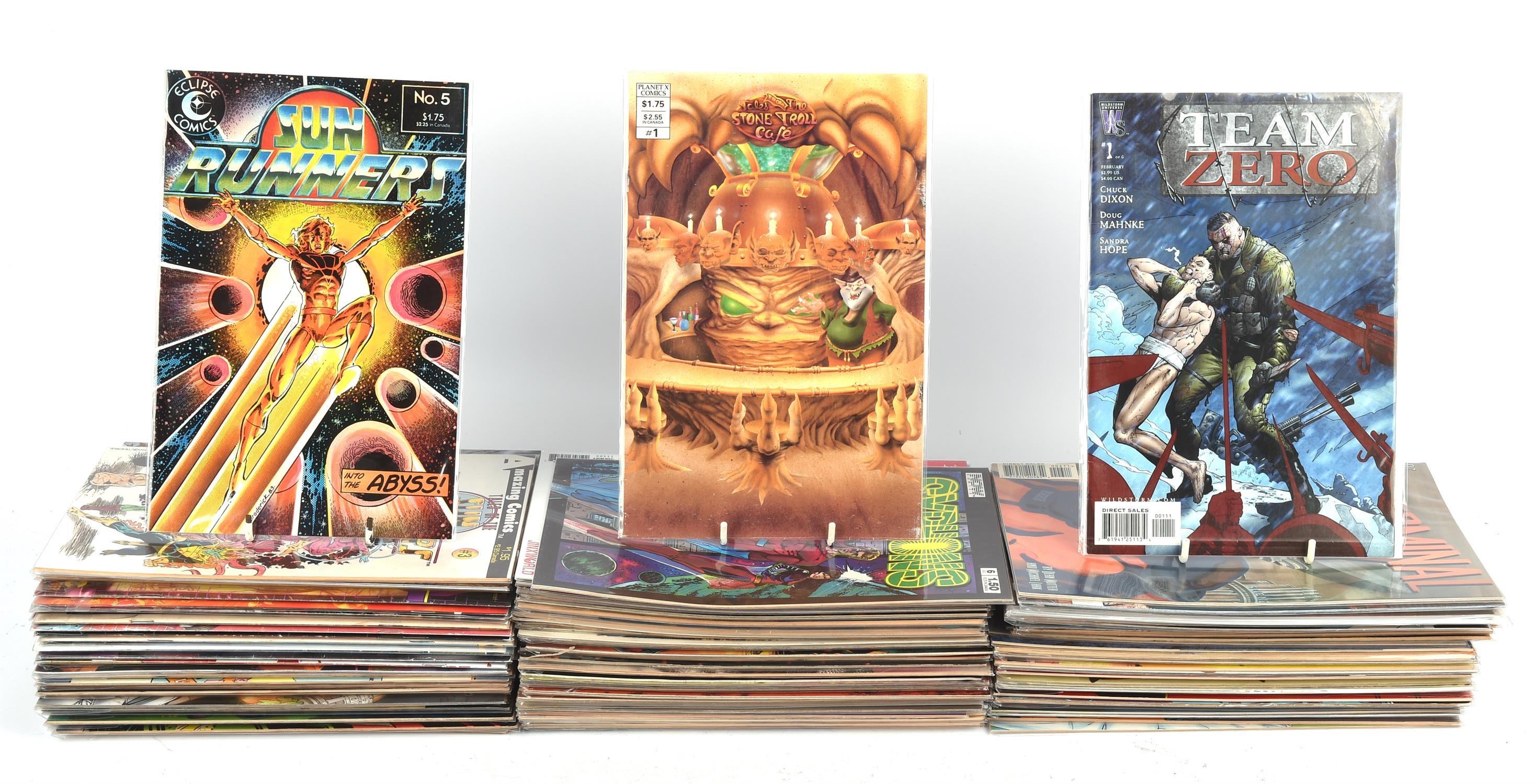 Comic books: Independent comic book publishers. A group of 150 modern age comic book issues.