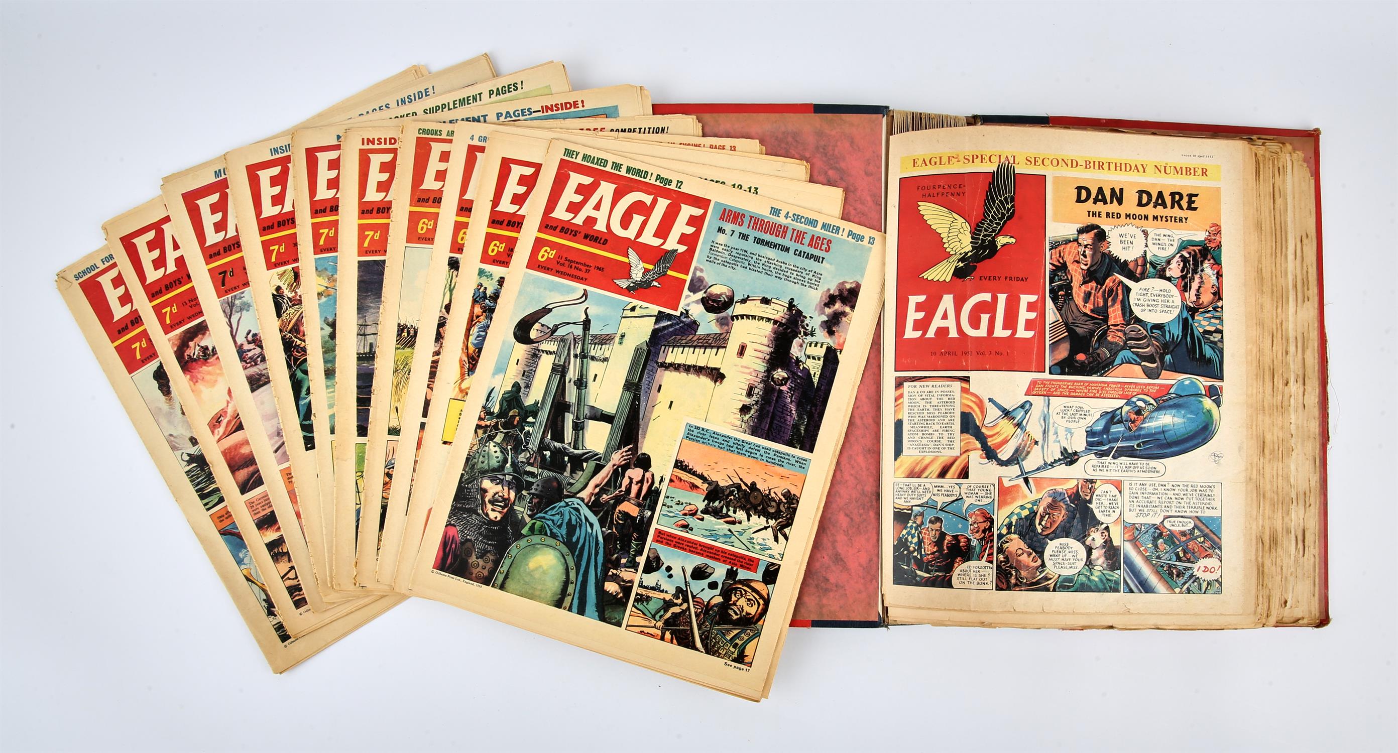 Eagle comics: a complete binder of volume 3 (1952 – 1953) and some additional issues.