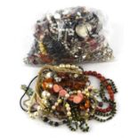 Selection of costume jewellery (Qty)