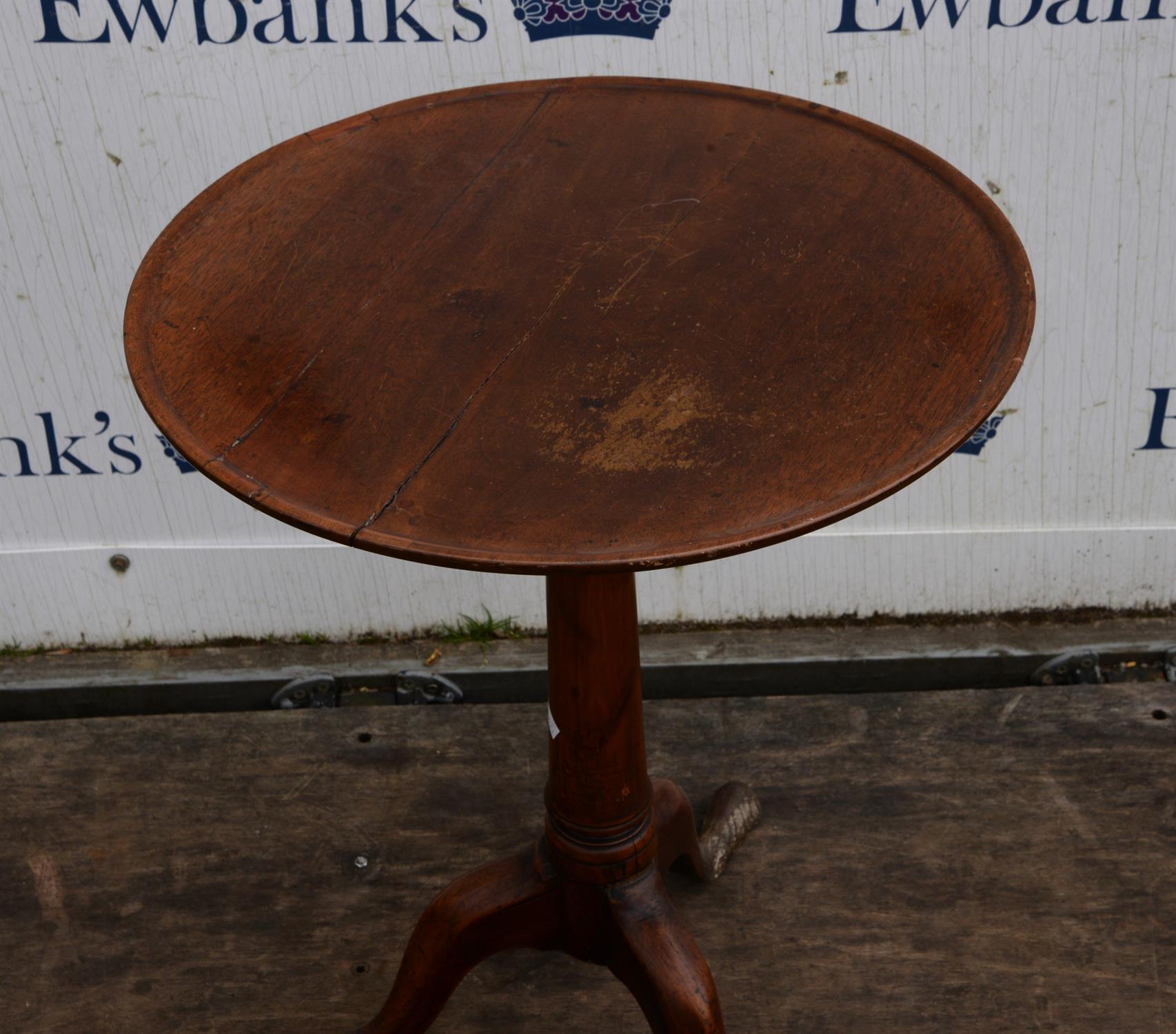 A George II tripod table, top and base associated, top mahogany and base fruitwood, H 69cm, diam. - Image 2 of 2