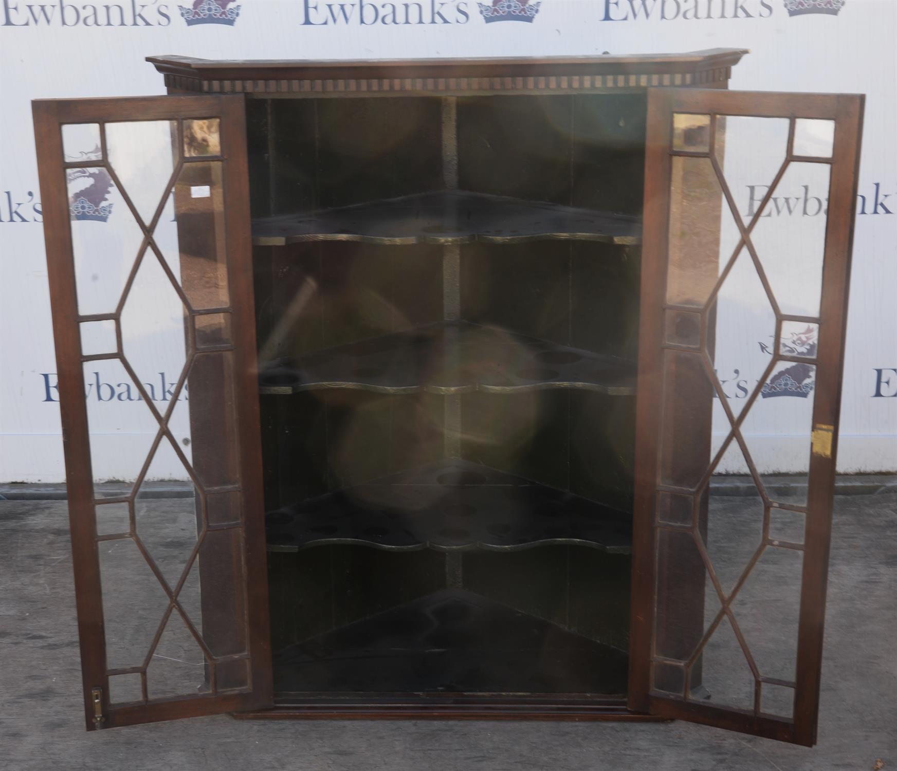 Mahogany corner cabinet, 19th Century, with two glazed doors enclosing shelves, H109 x W90.5 x 50D - Image 2 of 2