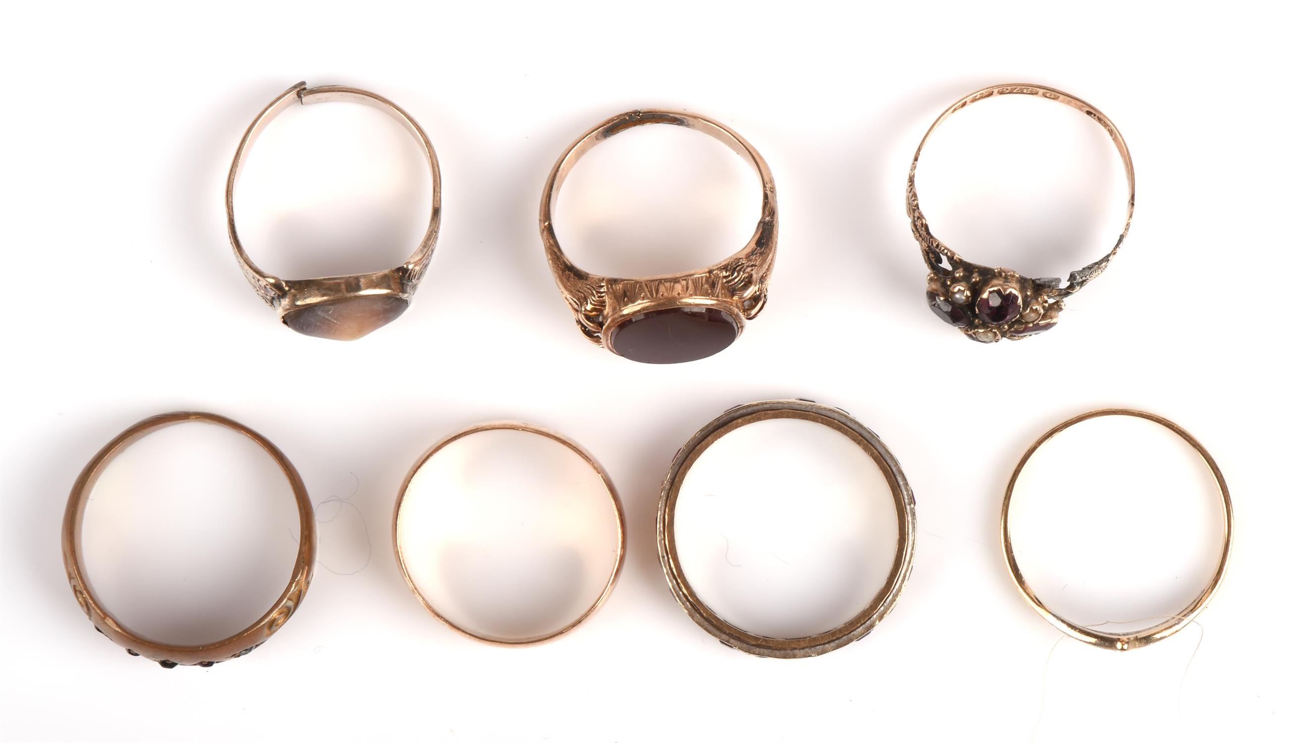 A selection of rings, including a carnelian signet ring, hallmarked Birmingham 1975, size J, a 5. - Image 2 of 2