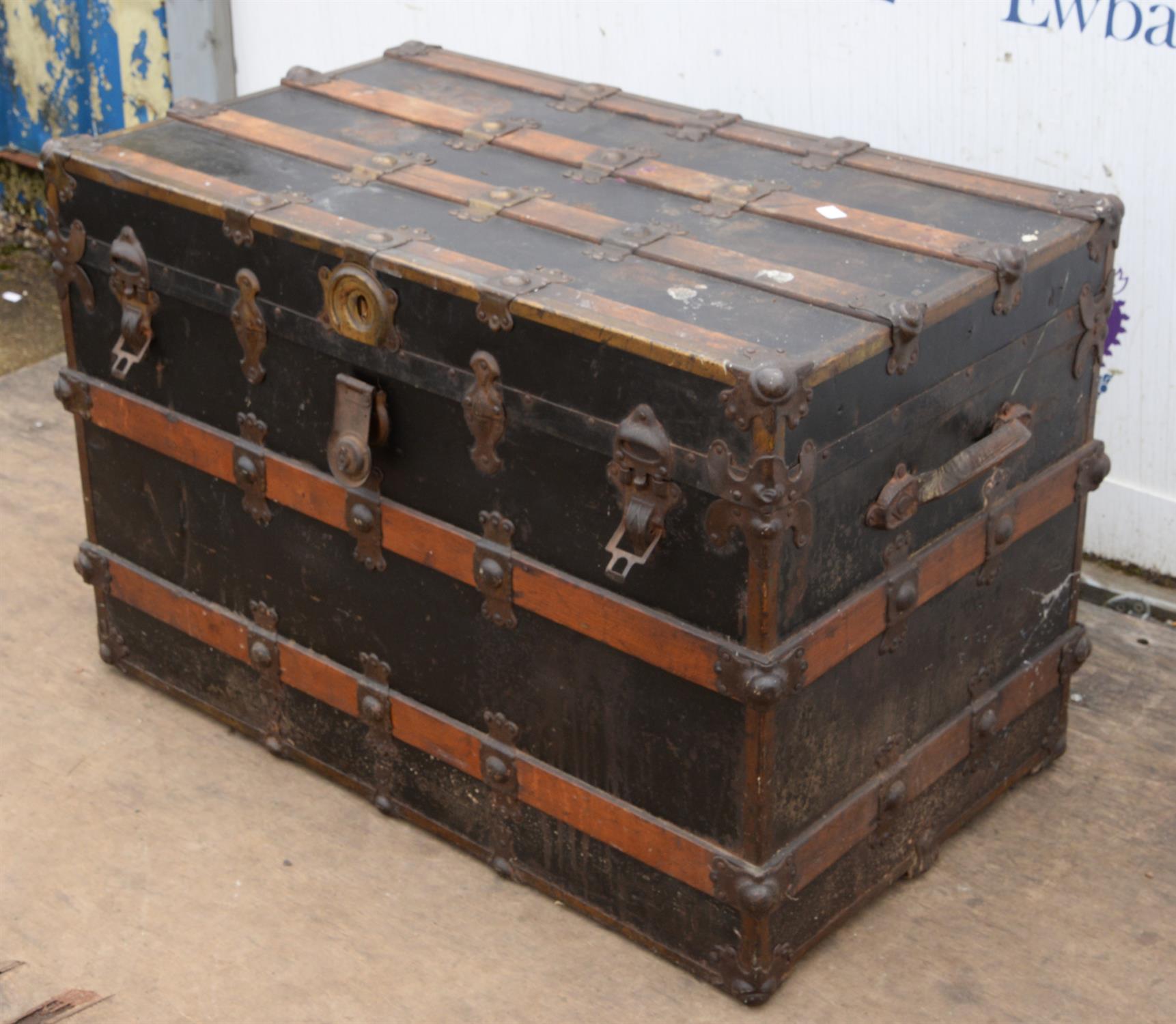 Early 20th century American cabin trunk, ( lacking internal tray ) W 87cm D 35cm H 58cm - Image 2 of 2