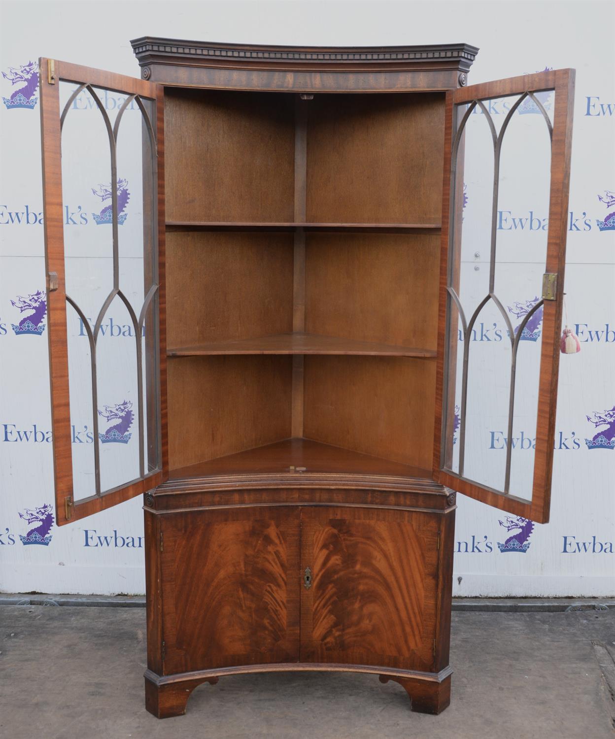 George III styl mahogany corner cupboard, with two astragal glazed doors, enclosing two shelves, - Image 2 of 2