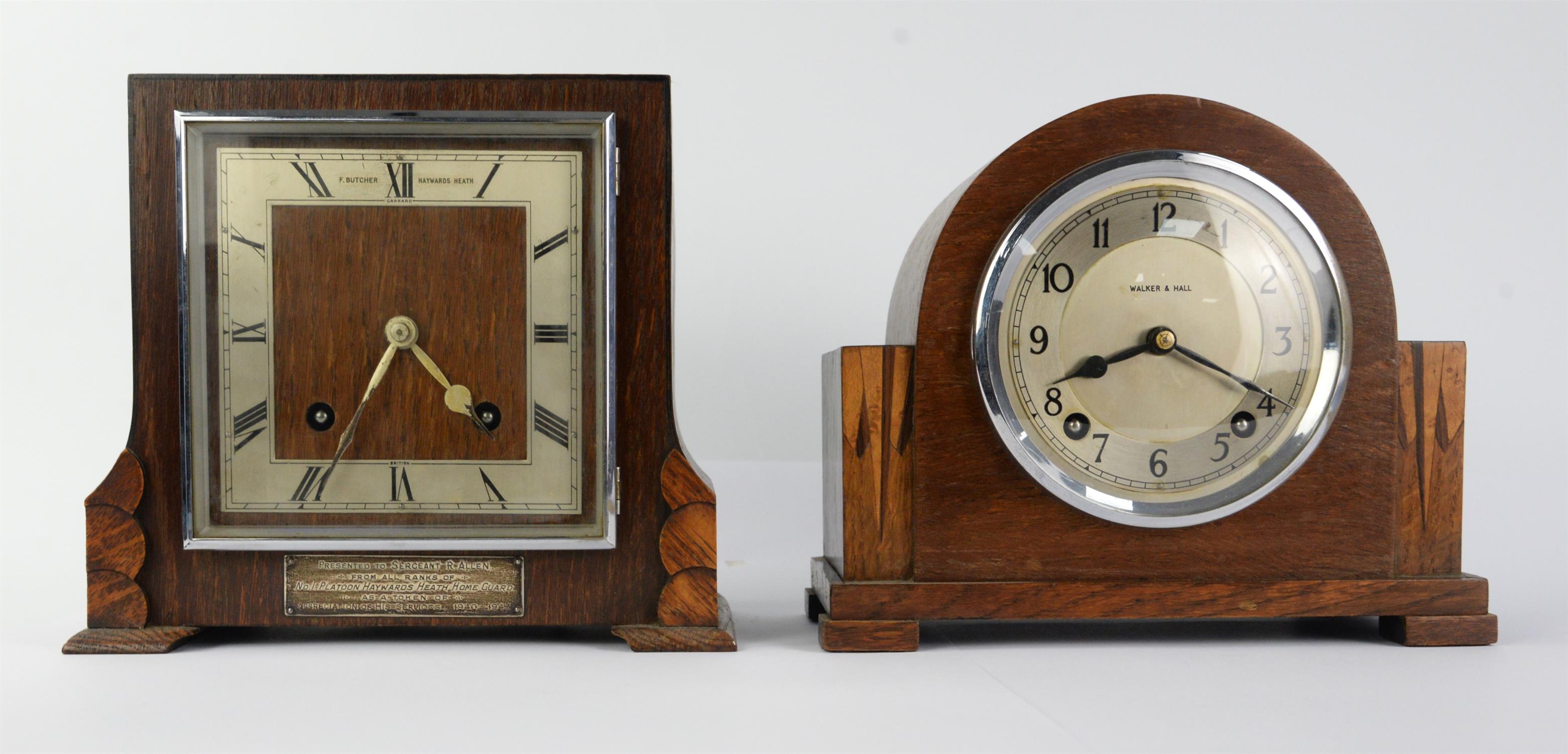 An oak cased two train wall clock. early 20th century, with silvered dial, Arabic numerals brass - Image 3 of 4