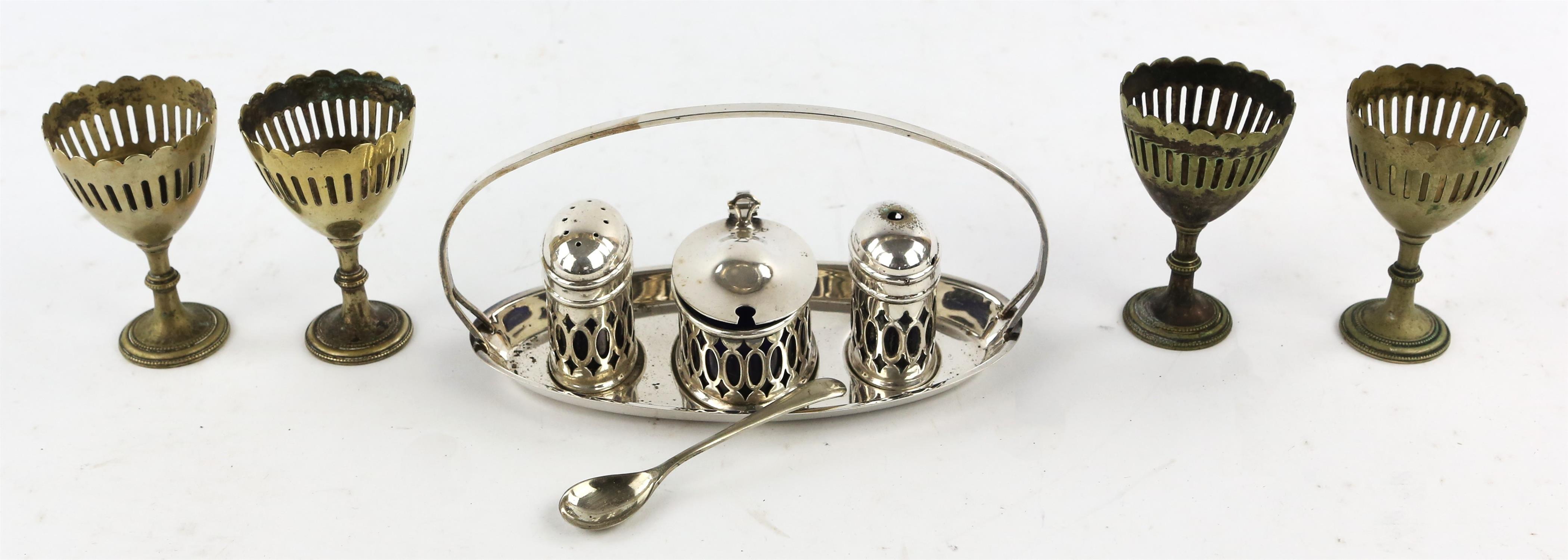 A group of silver plated items, to include an oval galleried tray, 46cm, together with nine boxed - Image 4 of 5