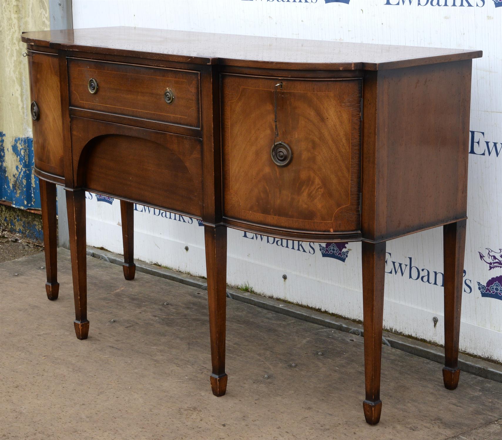 A George III style mahogany sideboard, 2nd half 20th century, of breakfront outline, - Image 2 of 3