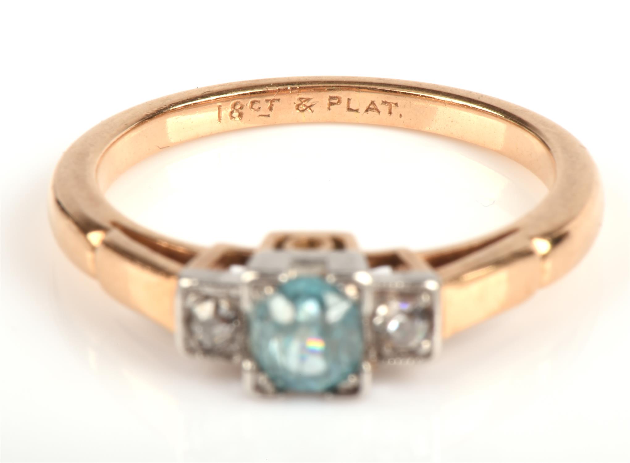 Three stone blue zircon and diamond ring, with a central round cut blue zircon with an old single - Image 5 of 5