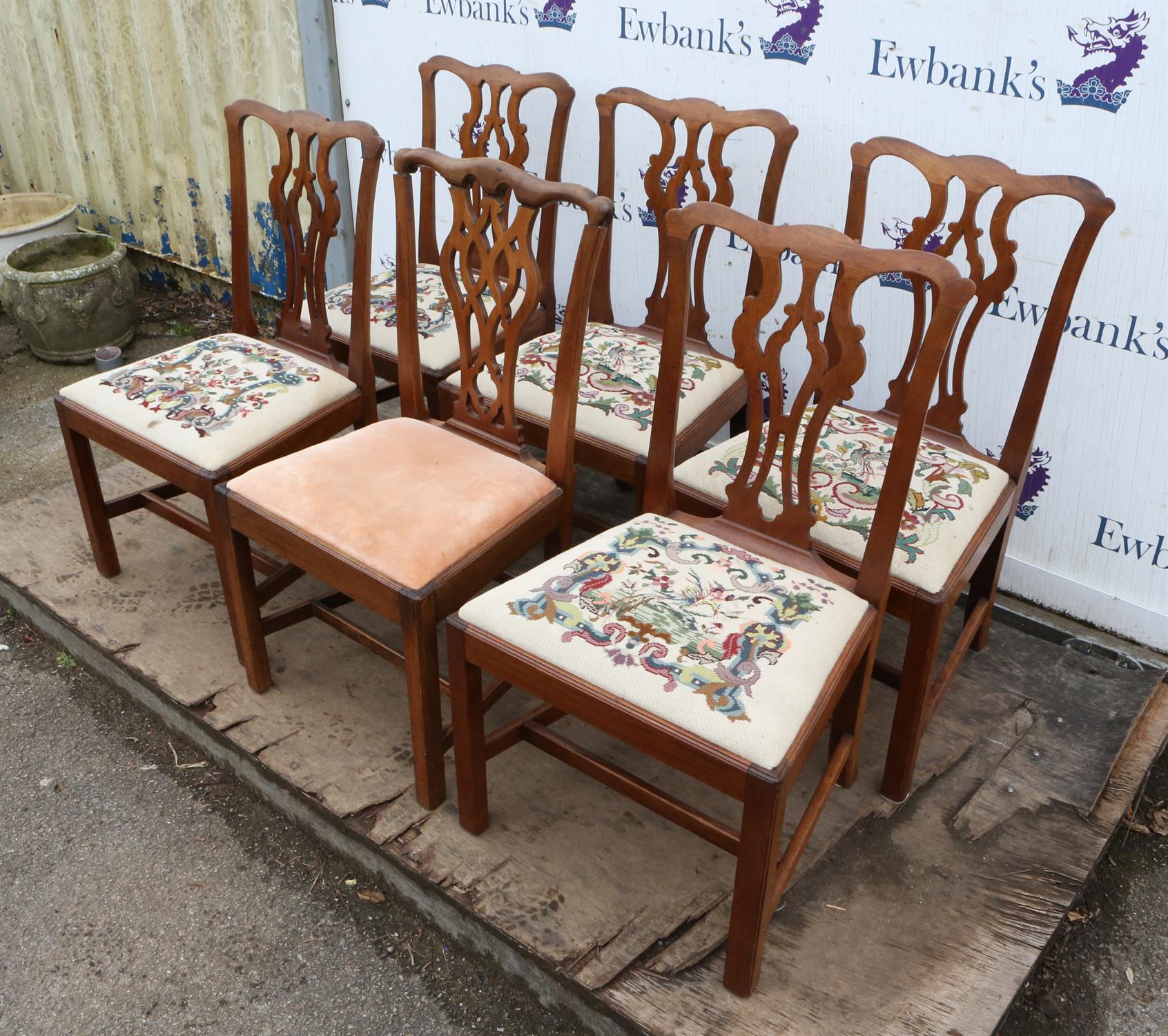 A set of five George III mahogany dining chairs, together with a further matched example, (6) - Image 4 of 4