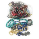 Selection of costume jewellery (Qty)