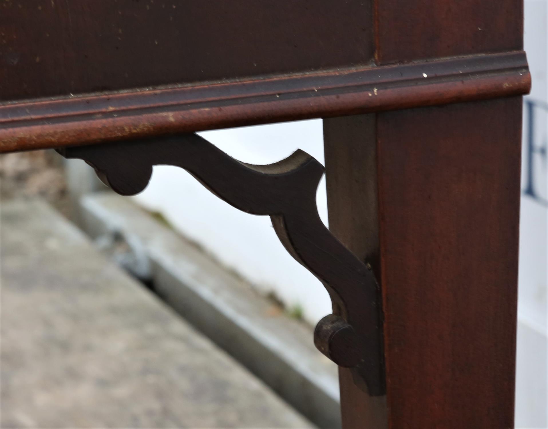 A George III style mahogany writing cabinet, Continental, the upper section with tambour doors - Image 6 of 6