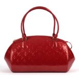 LOUIS VUITTON lipstick red Vernis varnished leather French Montana handbag with gold coloured