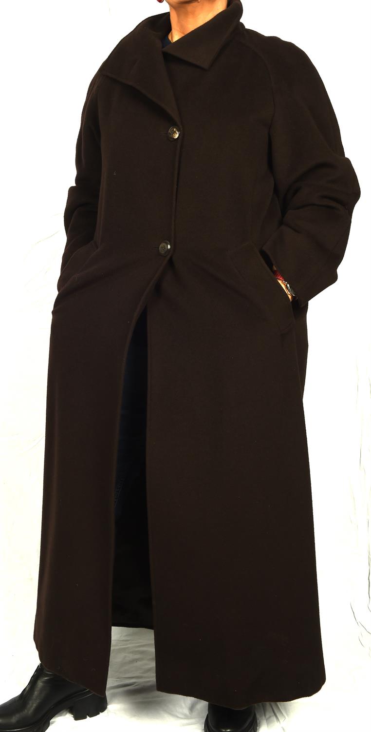 MAX MARA ladies 1990s maxi length chocolate brown 100% virgin wool coat with satin lining (fits - Image 5 of 9