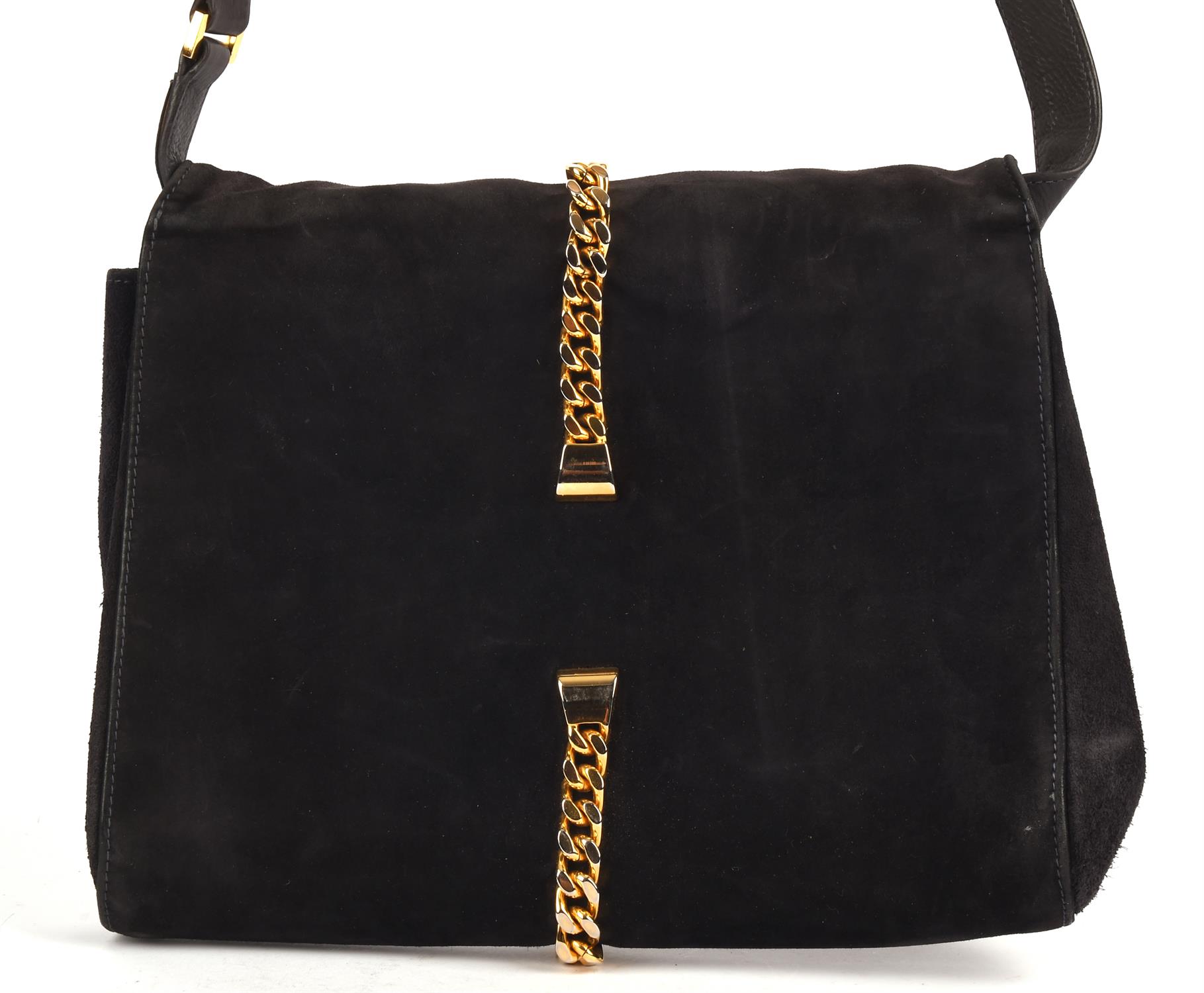 GUCCI a navy blue suede vintage handbag with gold coloured chain detail and leather strap (23cm x - Image 5 of 5