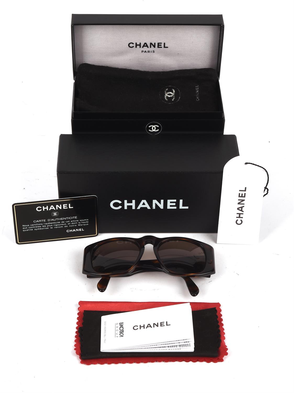 CHANEL vintage 1990s boxed brown "quilted" ladies sunglasses with inner box, care booklet, - Image 4 of 4