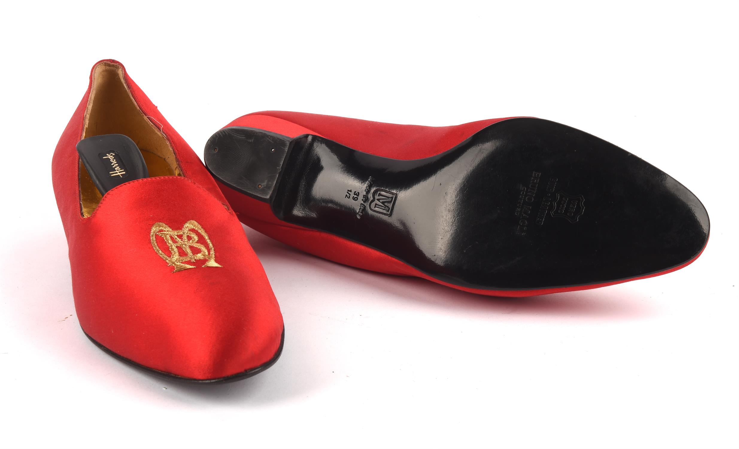 ADDENDUM LOT * BRUNO MAGLI COUTURE ladies red silk evening slippers UK6.5 EU39.5 and CASADEI red - Image 7 of 7