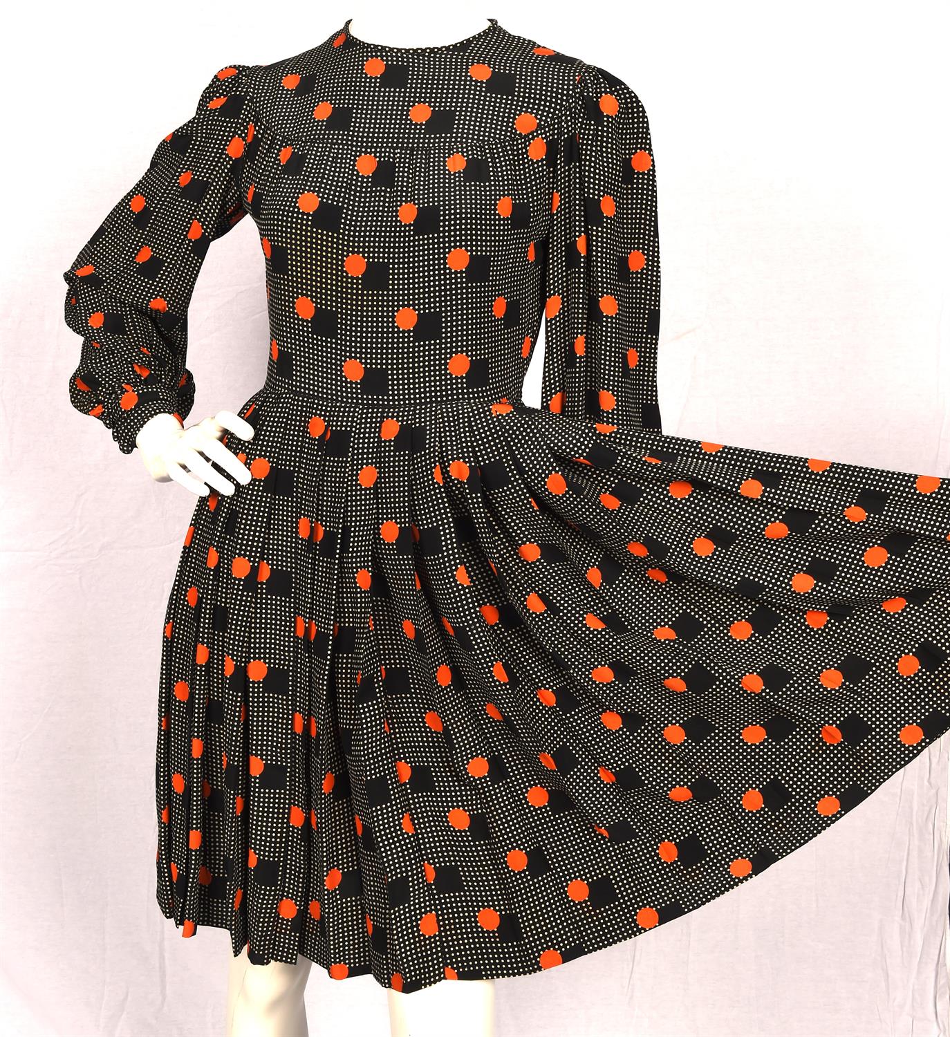 CHRISTIAN DIOR serial-numbered 1970s lined silk pleated shirt-waister zipped tea dress in black - Image 8 of 9