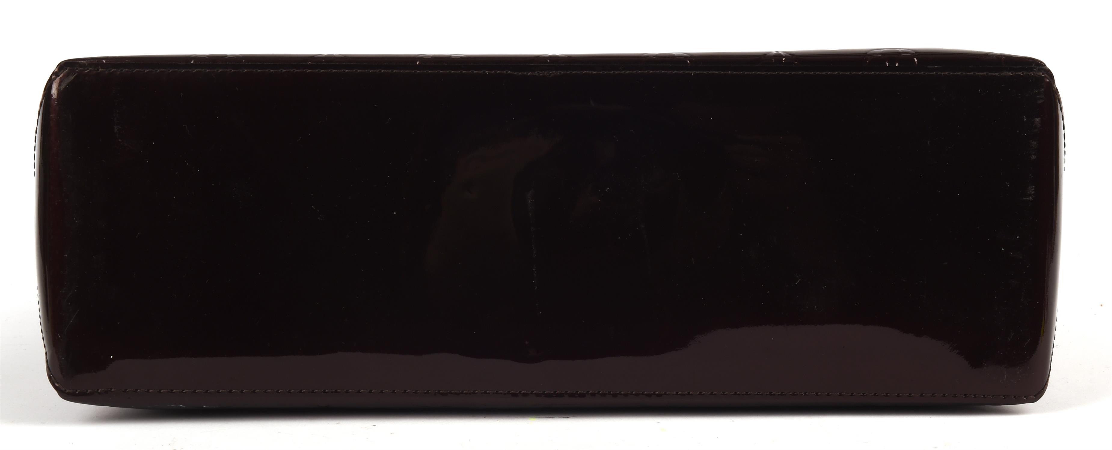 LOUIS VUITTON Burgundy Wilshire monogram Vernis varnished calf leather handbag (36cm x 27cm x 12cm) - Image 6 of 6