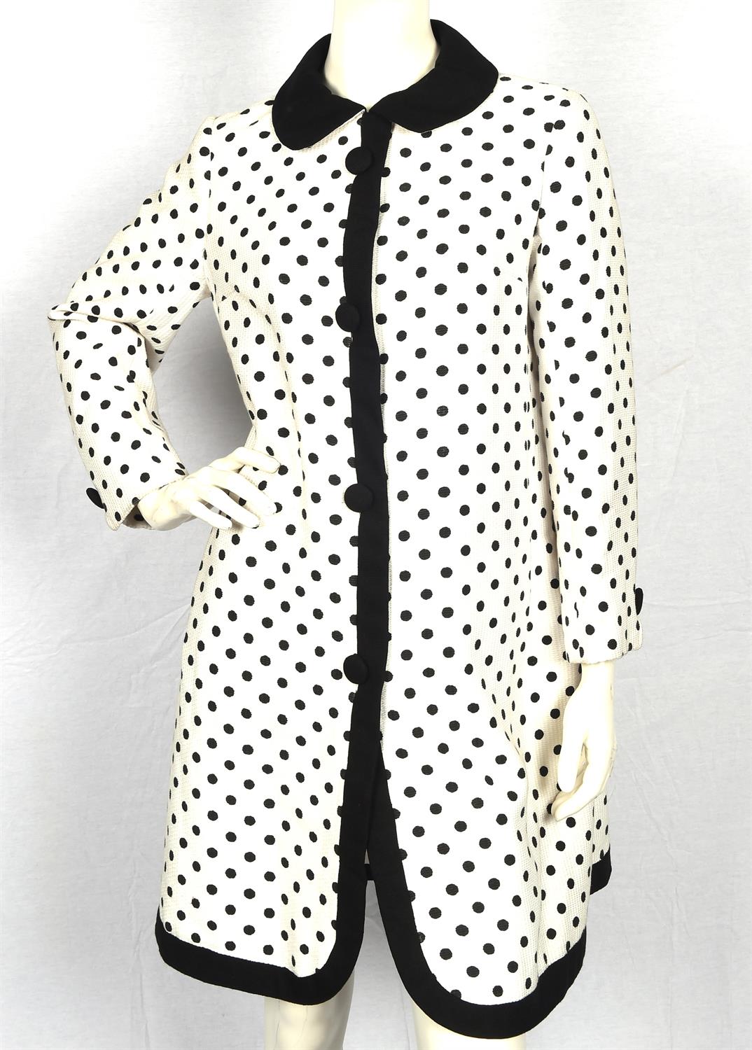 CHRISTIAN DIOR "DIORLING" 1960s silk and wool duster-coat with black polka-dots. Fully lined with