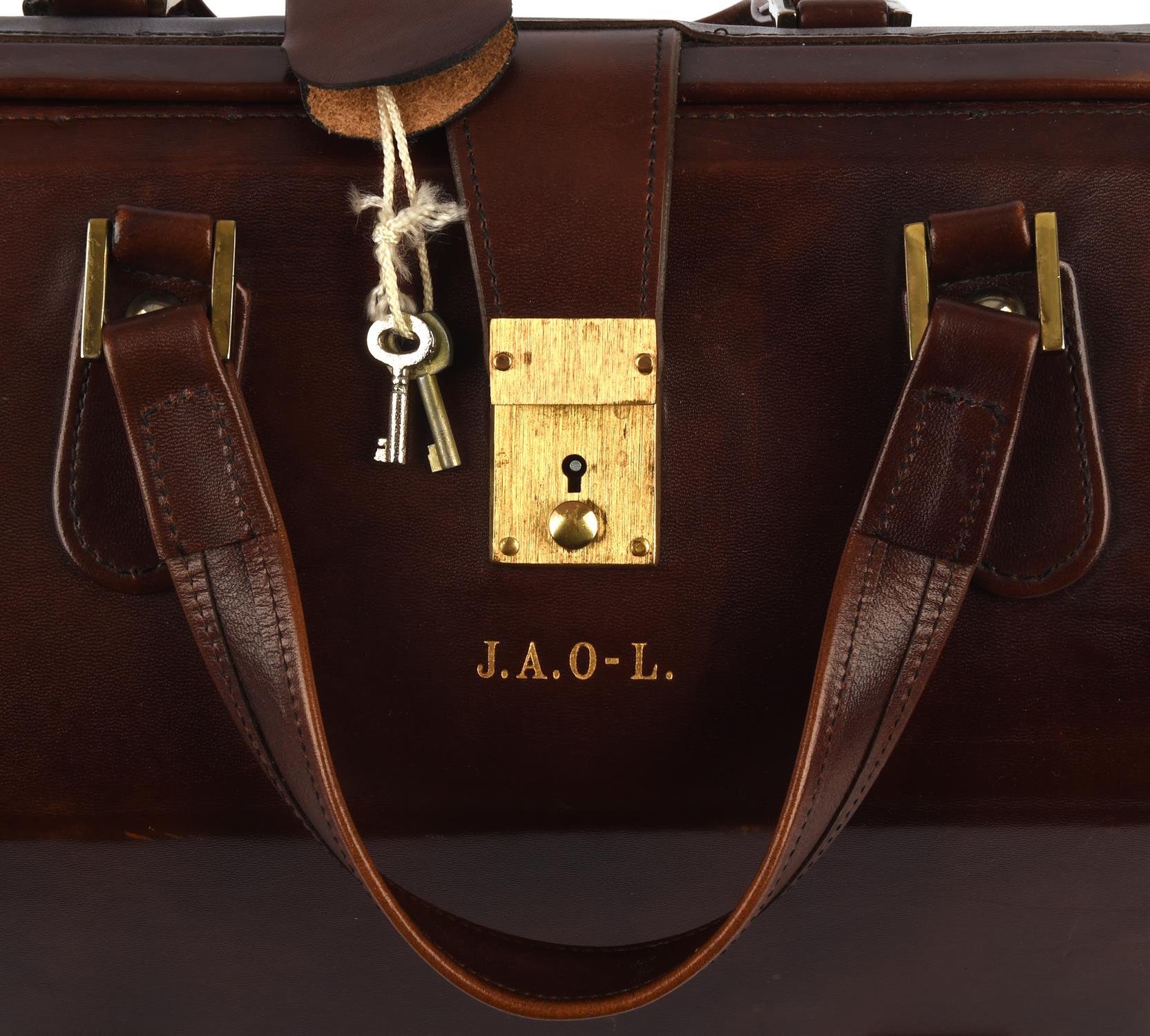 ASPREY quality brown leather Gladstone style vintage travel case with brass hardware and keys (36cm - Image 4 of 8