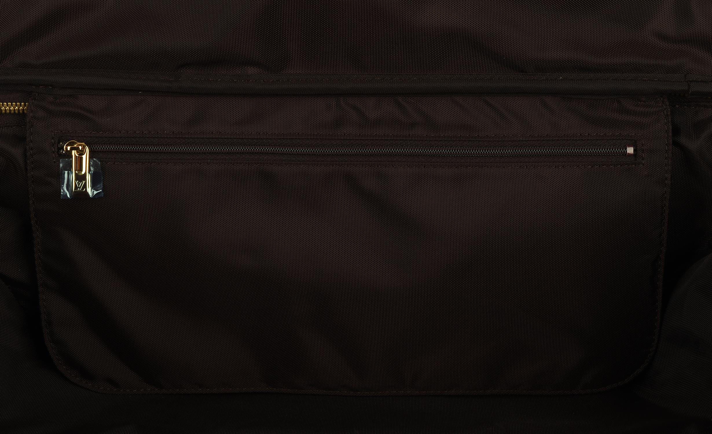 LOUIS VUITTON burgundy Vernis varnished leather PEGASE pull-a-long cabin travel bag with protective - Image 7 of 8