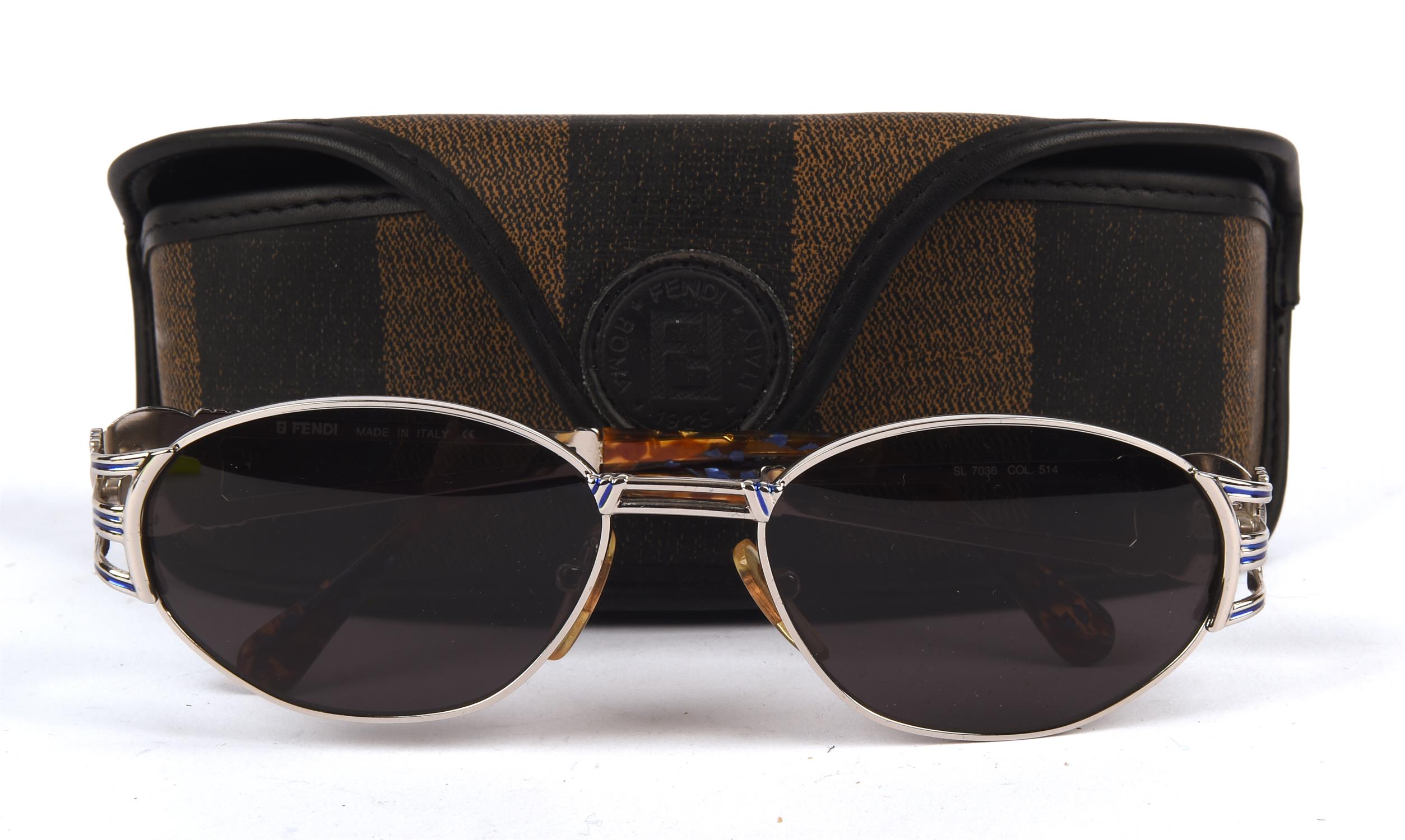 FENDI vintage 1990s ladies sunglasses in soft case with cloth - Image 4 of 4