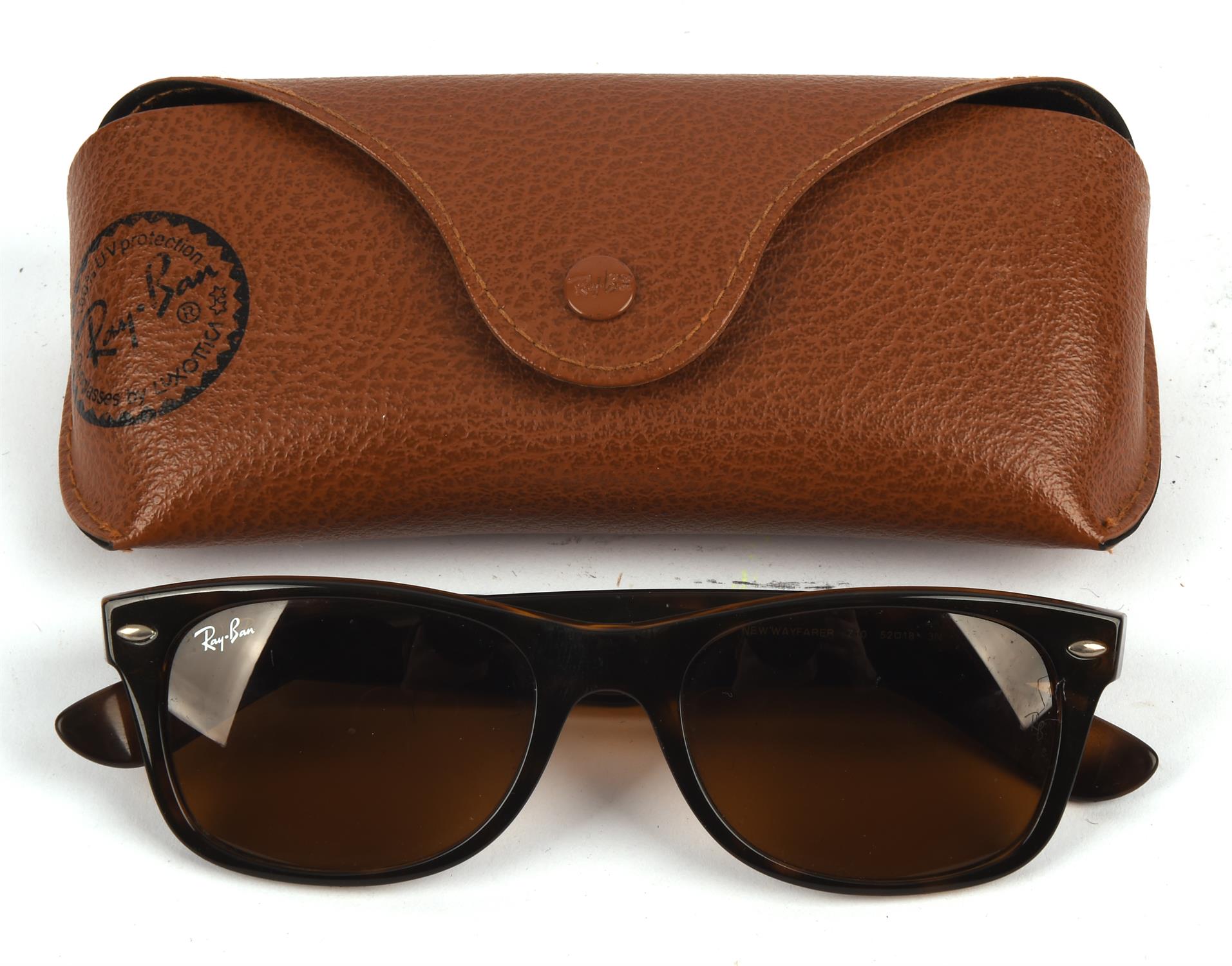 RAYBAN unisex vintage 1990s tortoiseshell Perspex sunglasses with soft case and cloth and unopened - Image 4 of 4