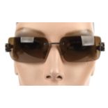 VERSACE vintage 1990s ladies sunglasses in case with cloth