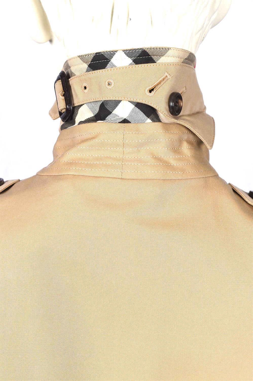 BURBERRY ladies KENSINGTON mac on original BURBERRY hanger with original BURBERRY coat-cover and - Image 6 of 11