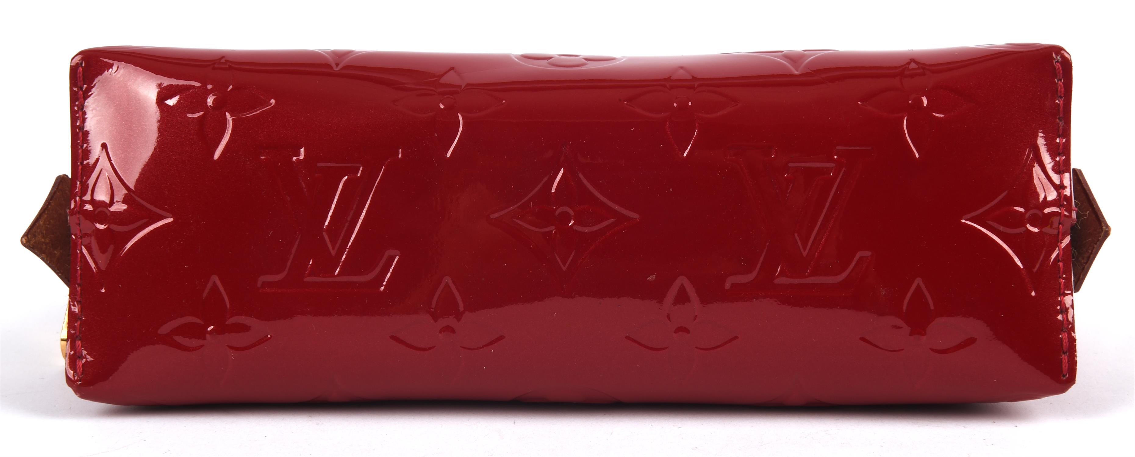 LOUIS VUITTON lipstick red varnished Vernis calf leather make-up bag with dust cloth (17cm x 13cm x - Image 5 of 6