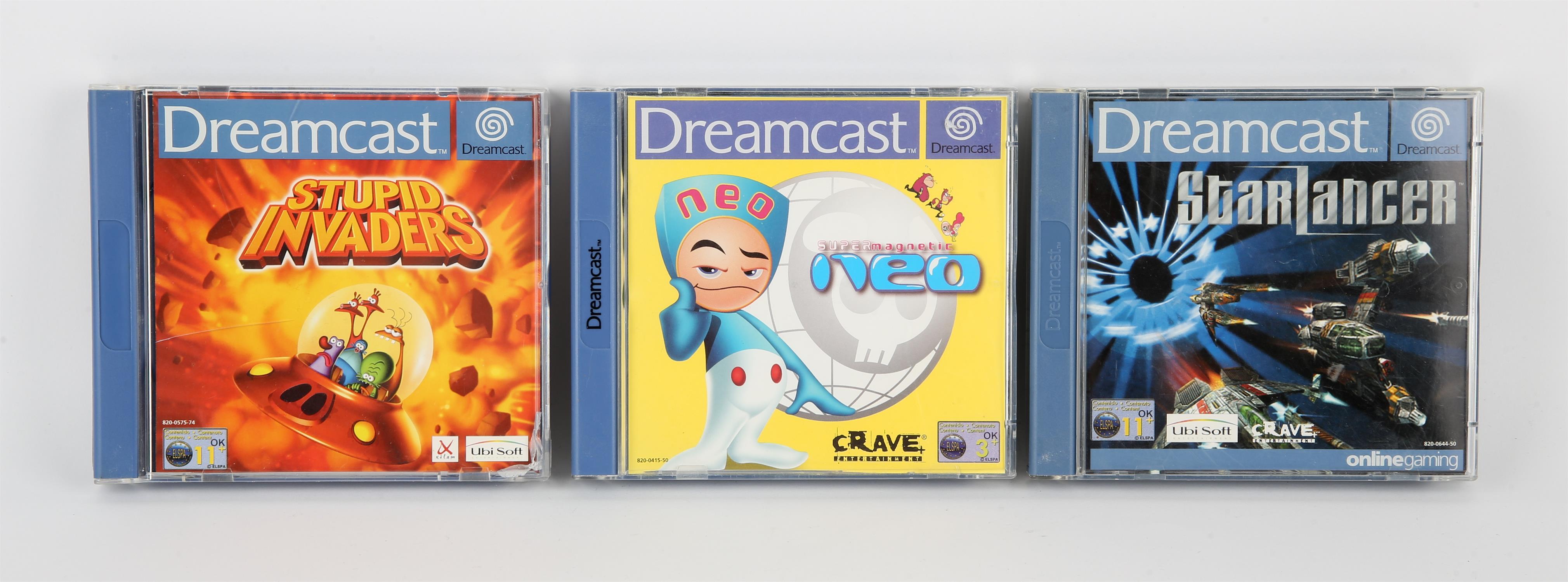 Sega Dreamcast Sci-Fi bundle (PAL) Games include: Super Magnetic Neo, StarLancer and Stupid