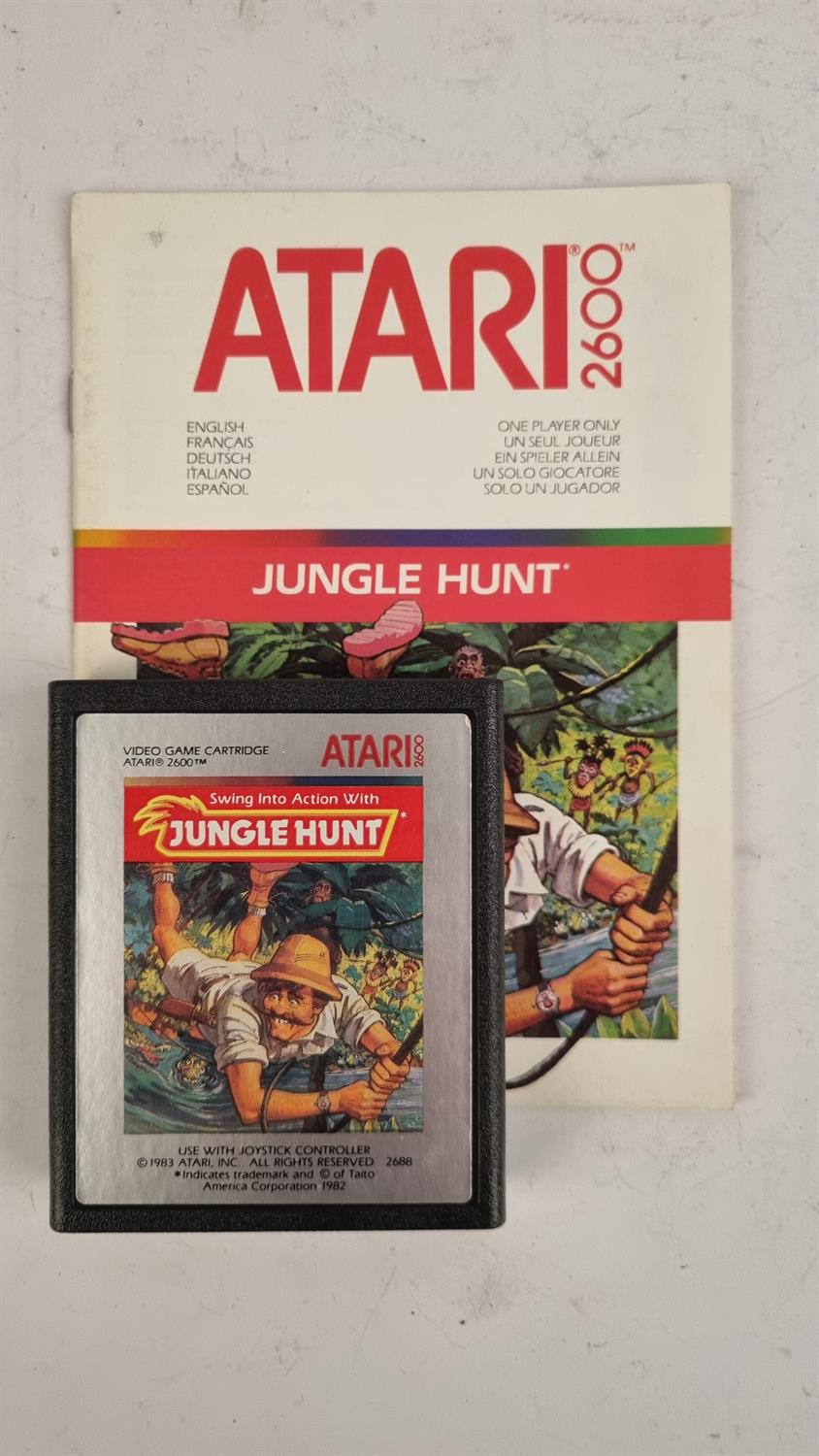 An assortment of 14 loose Atari games, with their corresponding manuals All items come in a brown - Image 7 of 14