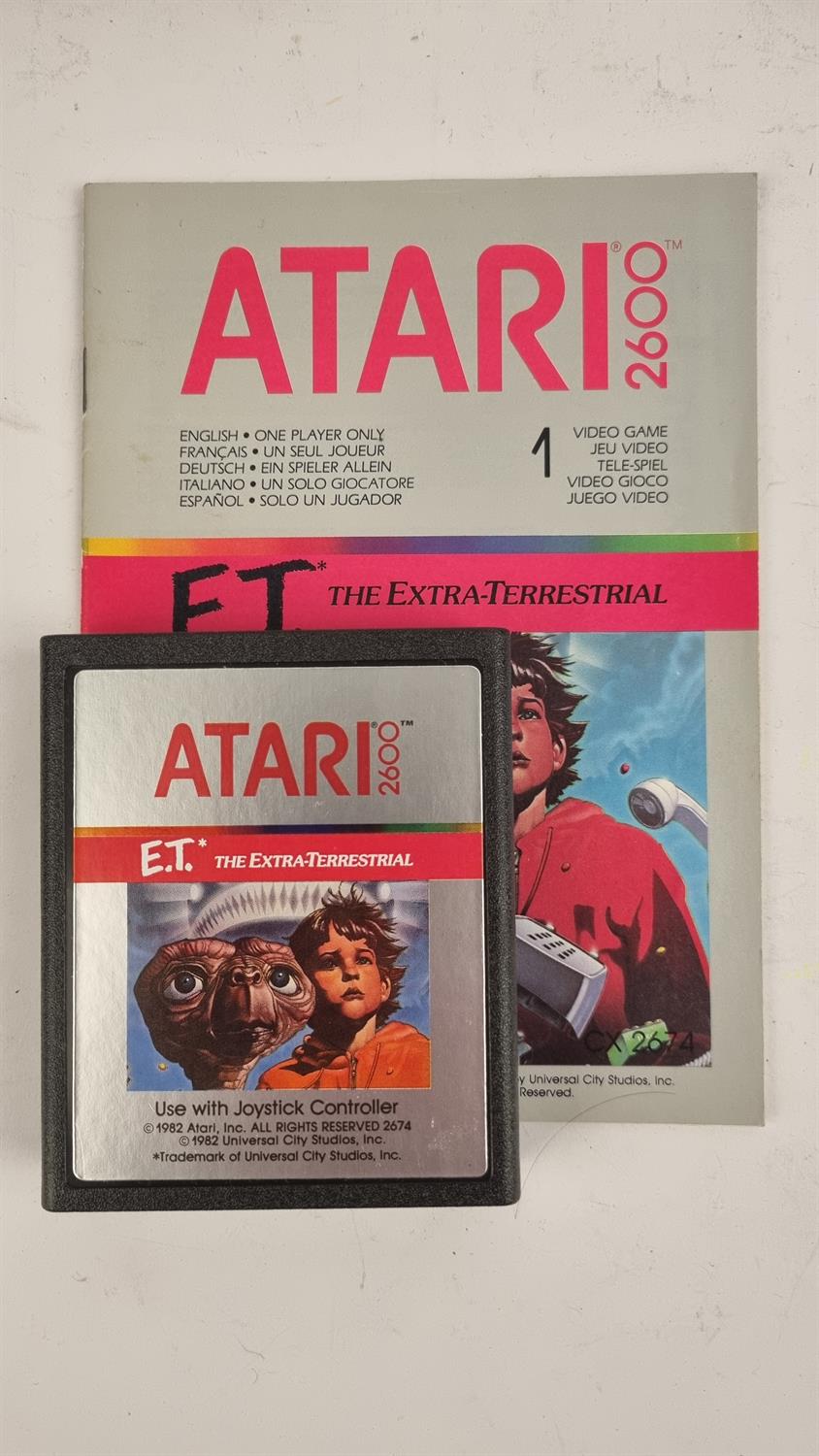 An assortment of 14 loose Atari games, with their corresponding manuals All items come in a brown - Image 14 of 14