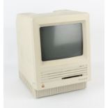 Apple Macintosh SE M5011 Vintage Desktop Computer System with keyboard, mouse and original plug