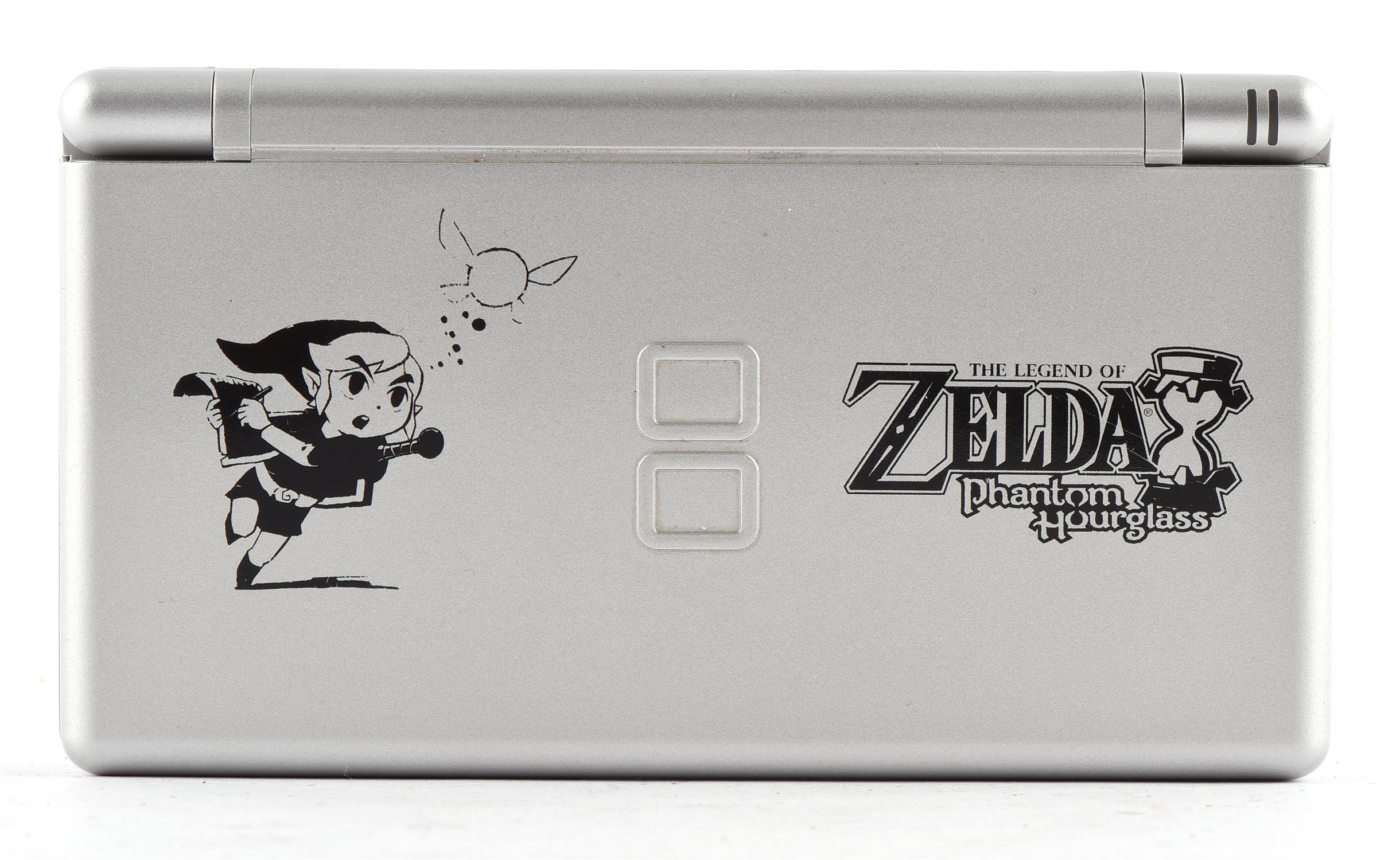 Nintendo DS Lite 'The Legend of Zelda: Phantom Hourglass' console [Limited Edition] with Phantom - Image 2 of 8