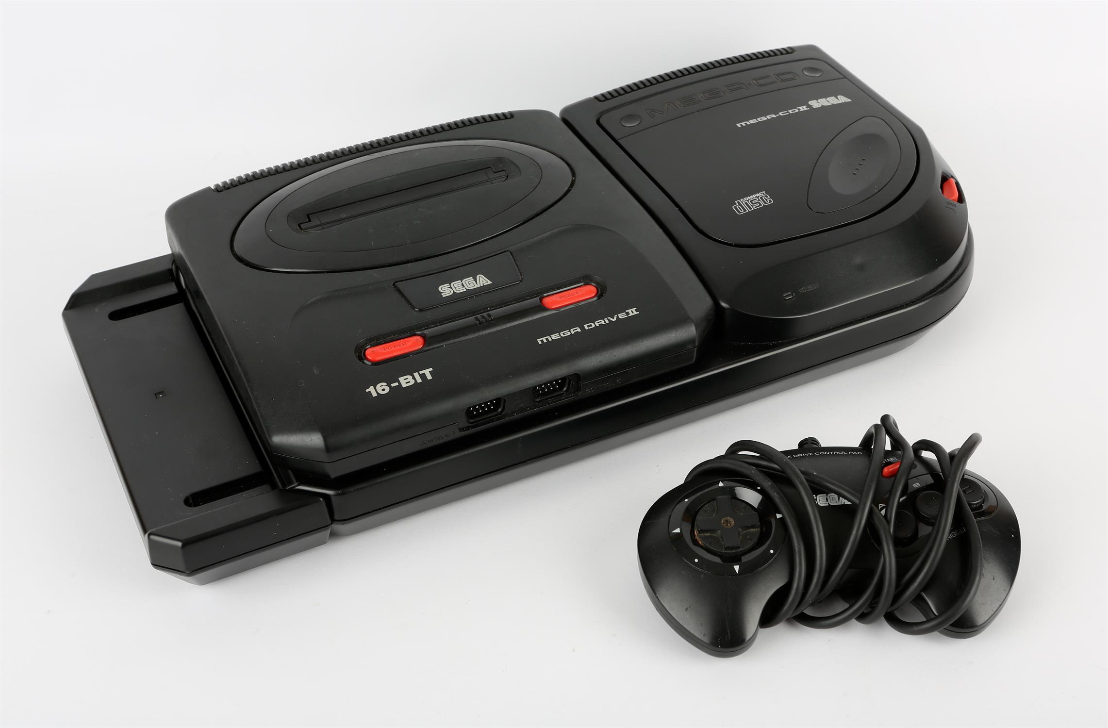 Sega Mega-CD 2 with Mega Drive 2 console bundle (PAL) Console comes with 1 official controller and