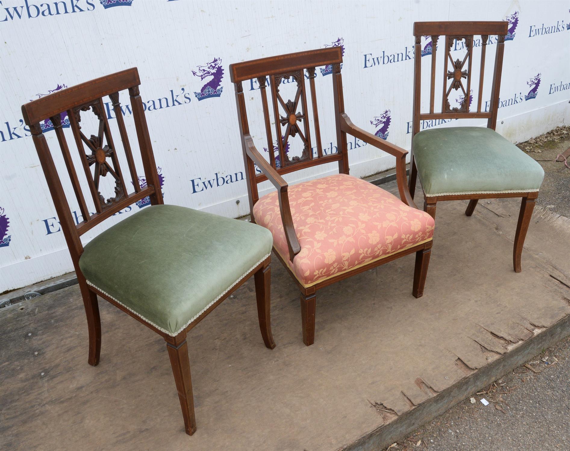 A pair of Edwardian mahogany and crossbanded salon chairs, together with an en suite armchair, - Image 3 of 4