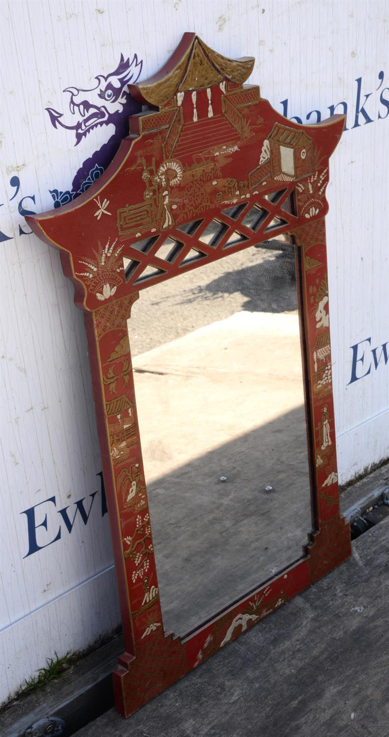 A George II style red lacquered mirror, Chinoiserie and gilt decorated, H 78cm, W 51cm - Image 3 of 3