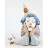 Lladro bust of a clown, by Jose Puche, 1982-2000, 33cm, and a Vista Alegre china duck (2)