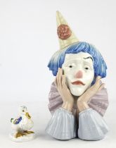 Lladro bust of a clown, by Jose Puche, 1982-2000, 33cm, and a Vista Alegre china duck (2)