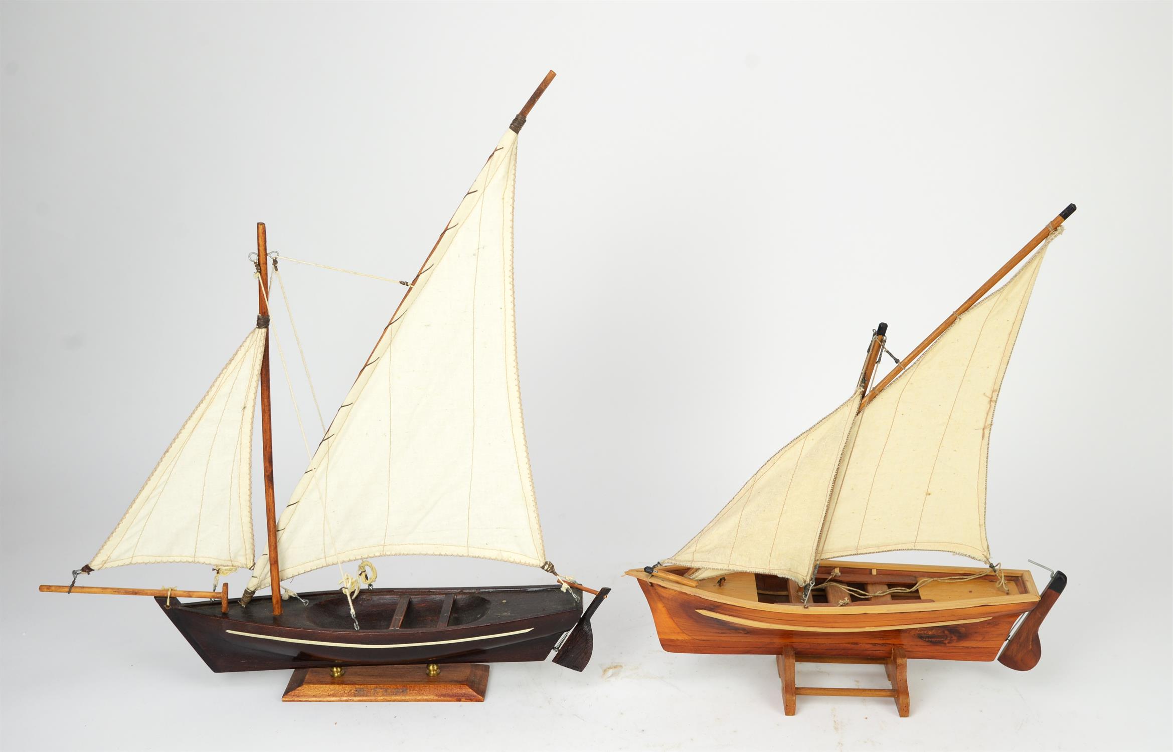 Scratch built scale model of the Cutty Sark, H34cms together with two skiffs, H46cms - Bild 4 aus 4