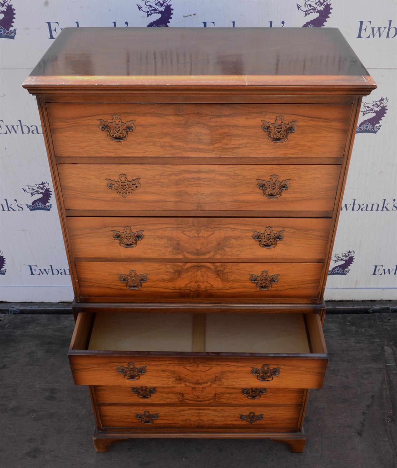A George II style walnut chest on chest, in two parts, H 164cm, W 86cm, D 48cm - Image 3 of 3