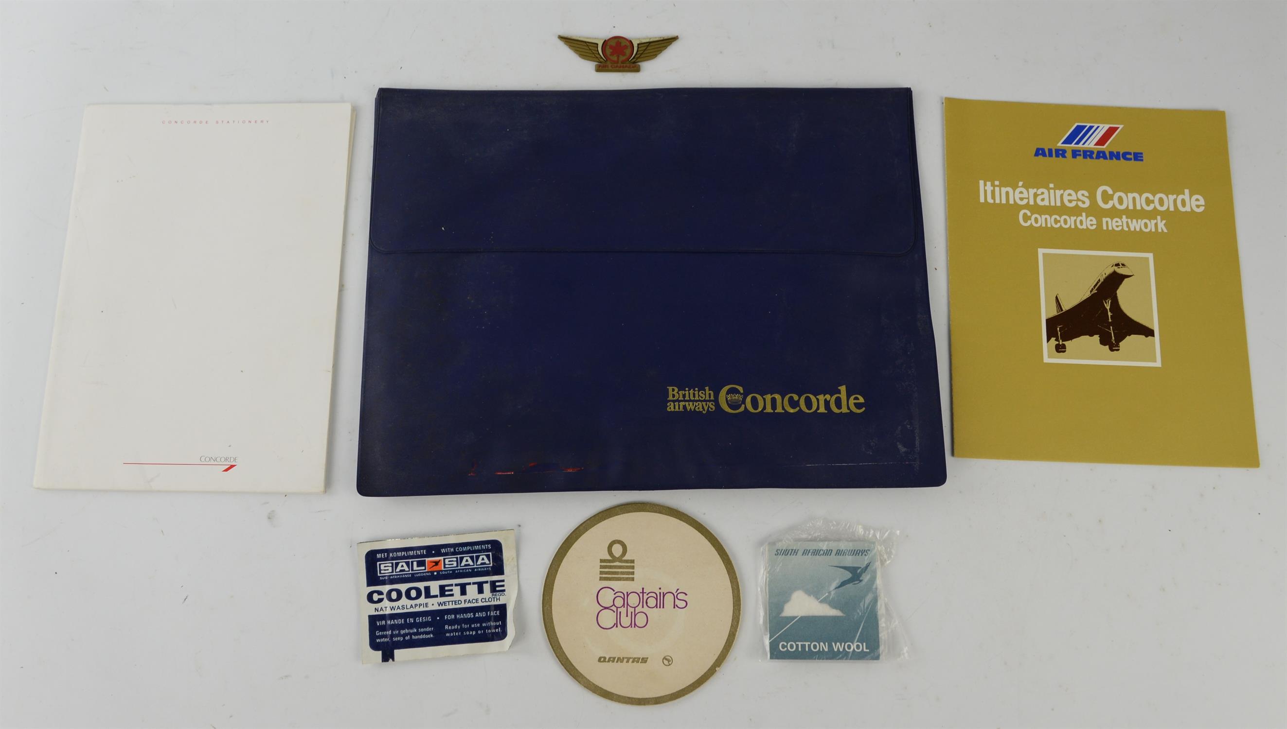 A group of aviation related collectables including ; Concorde, Air France and Quantas. (qty) - Bild 3 aus 3